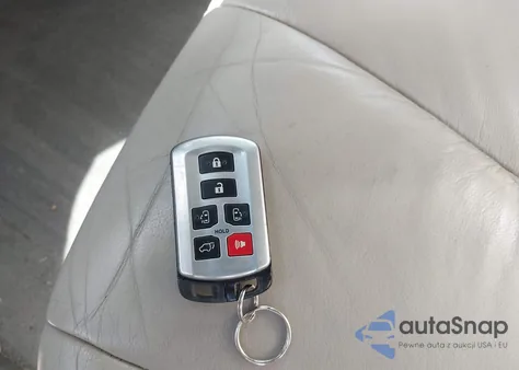 2011 Toyota Sienna Limited из США, поврежденный, VIN 5TDDK3DC8BS022460